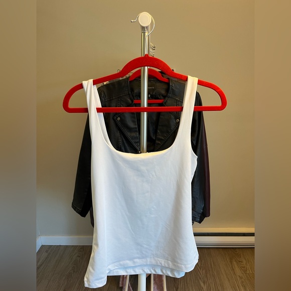 Dynamite Scoop Neck Tank (White, Size M) - Picture 2 of 2